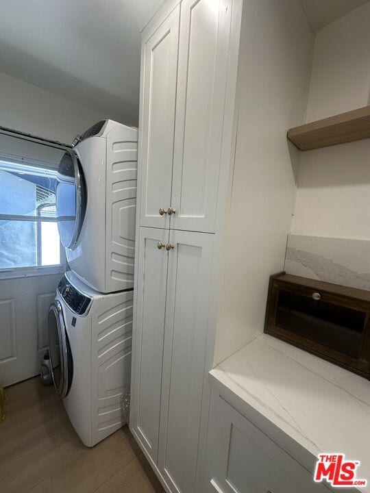 Building Photo - 6824 Chimineas Ave