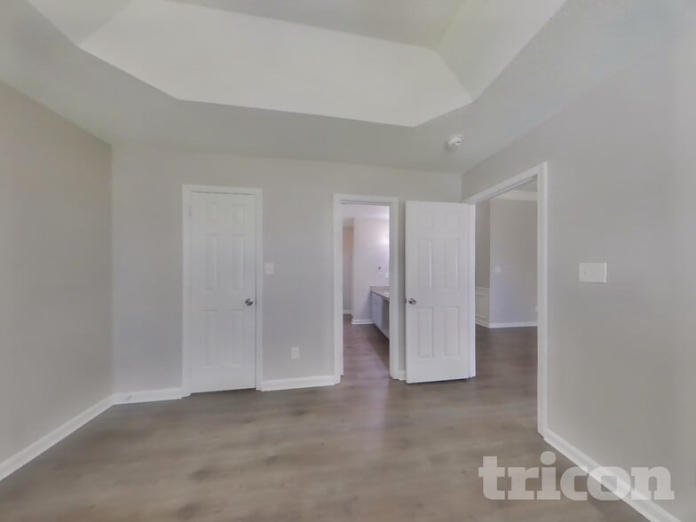 Building Photo - 7401 Fallow Ln