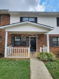 Building Photo - 108 Woodland Dr