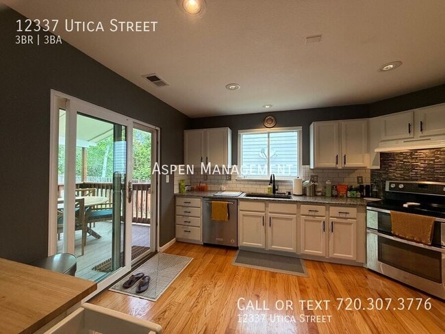 Building Photo - 12337 Utica St