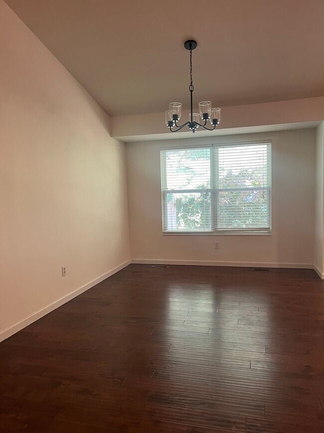 Building Photo - 57 Monterey Cypress Dr
