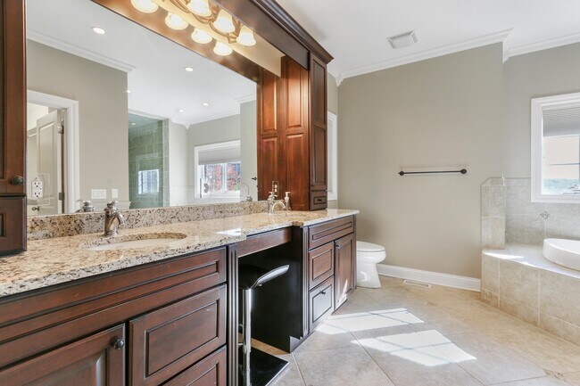 Building Photo - 1131 Turnberry Ct