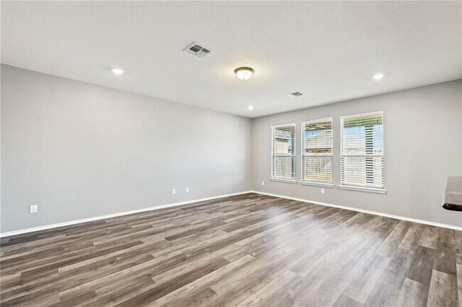 Building Photo - 7937 Arezzo Dr