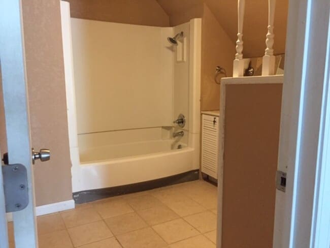 Building Photo - Ada OK Rental