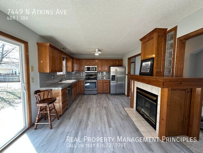 Building Photo - 7449 N Atkins Ave