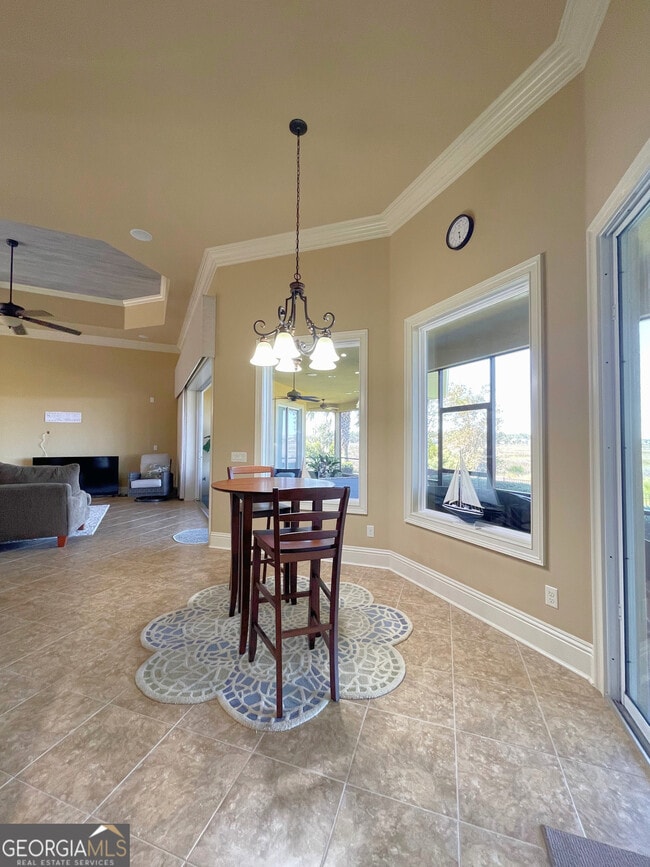 Building Photo - 208 Serpentine Dr