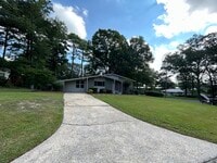 Building Photo - 545 Edgecrest Cir