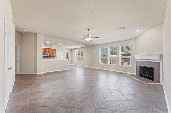 Building Photo - 7303 Enchanted Rock Ln