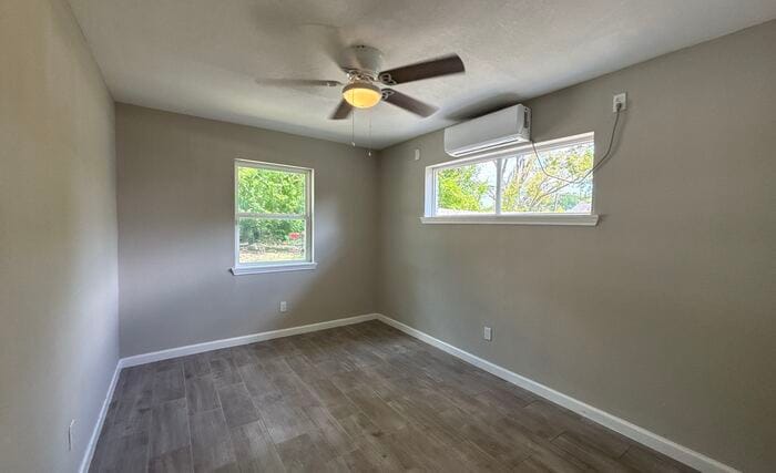 Building Photo - 3028 Francis St