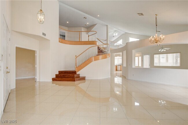 Building Photo - 9537 Gainey Ranch Ave