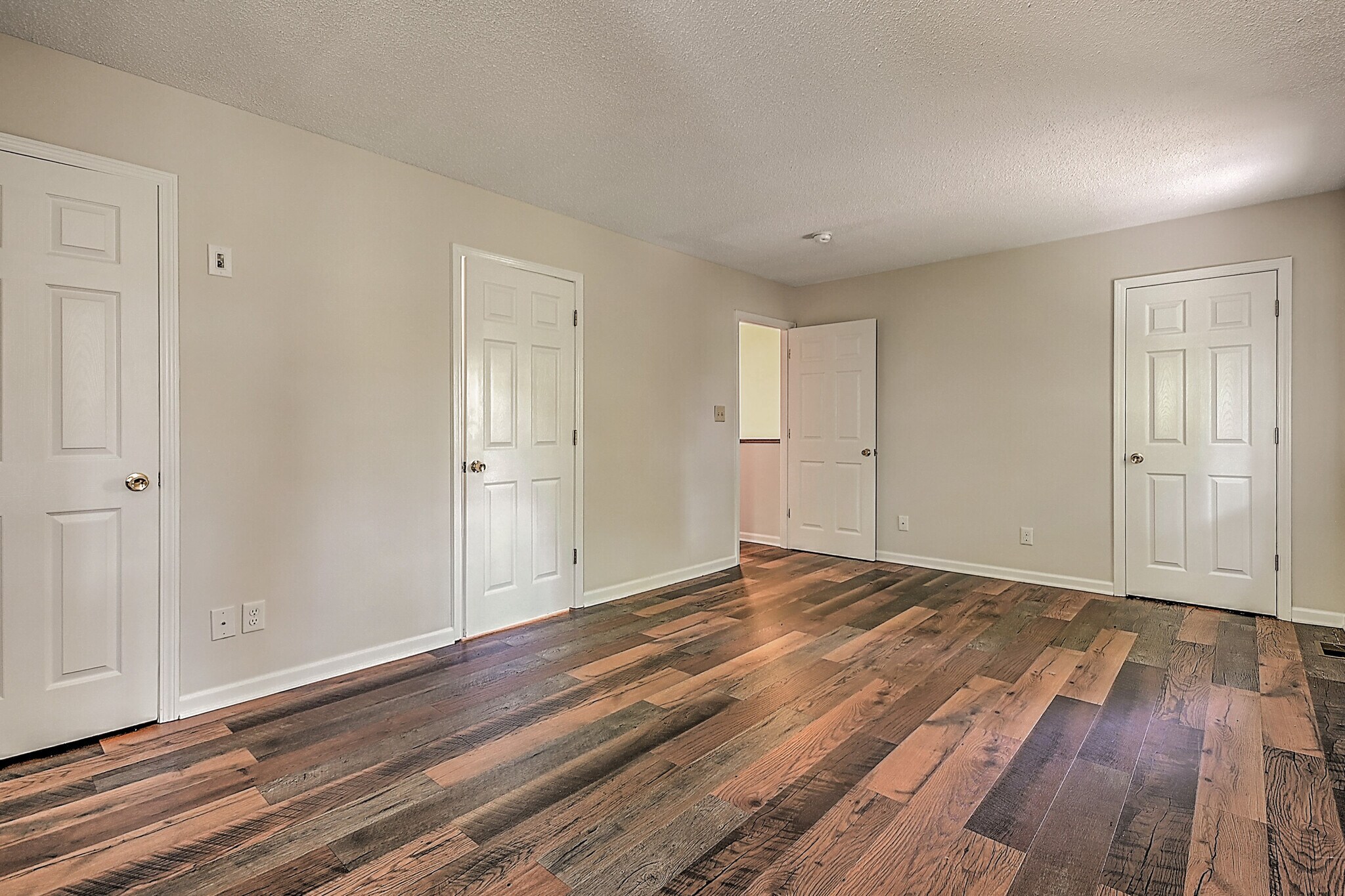 Building Photo - 208 Dean St