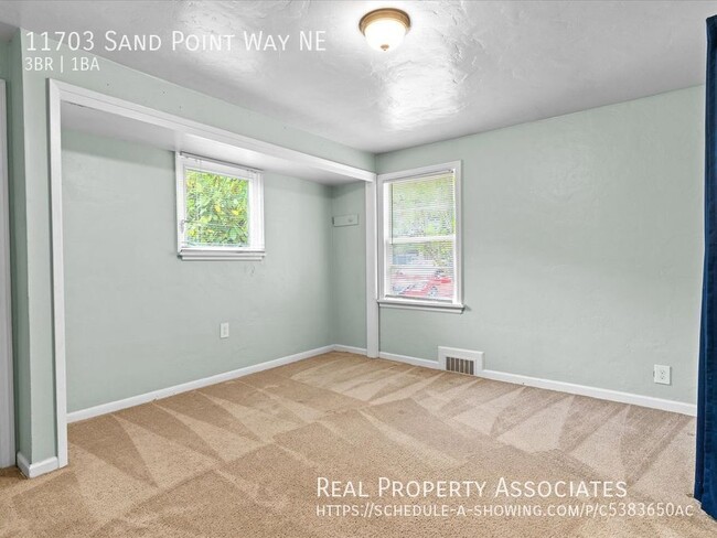Building Photo - 11703 Sand Point Way NE