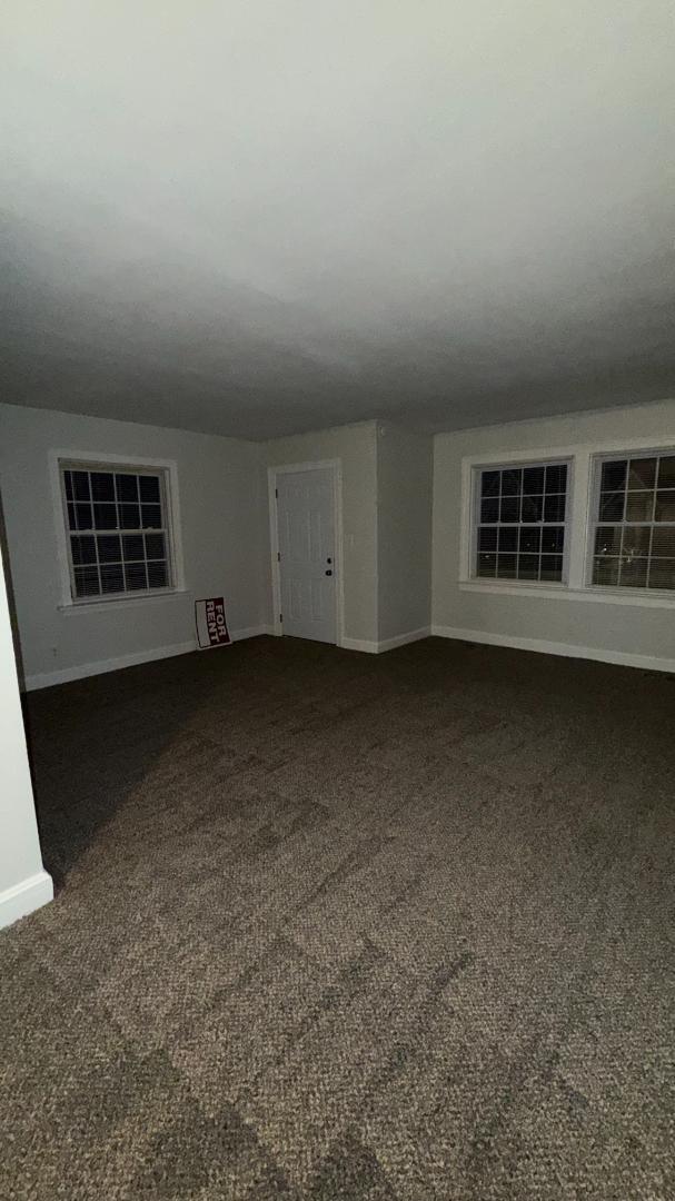 Building Photo - 914 Clark St