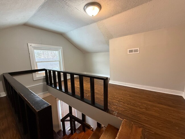 Building Photo - Great 3 bedroom Craftsman in Paducah for rent