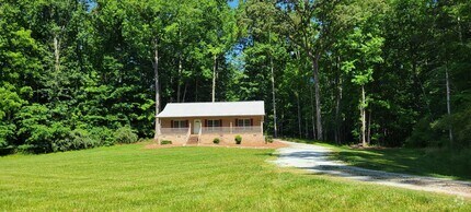 Building Photo - Ready to move in!