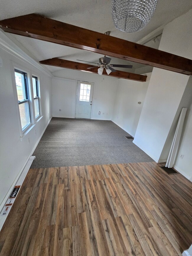 Building Photo - 125 Woodland St