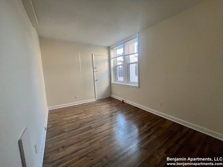 Building Photo - 1111 Commonwealth Ave