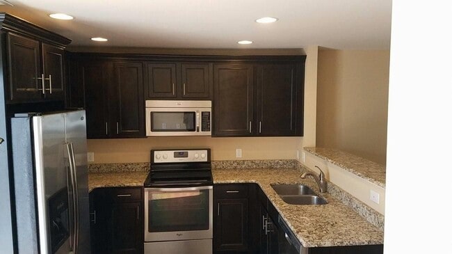 Building Photo - 2035 Hickory Brook Drive