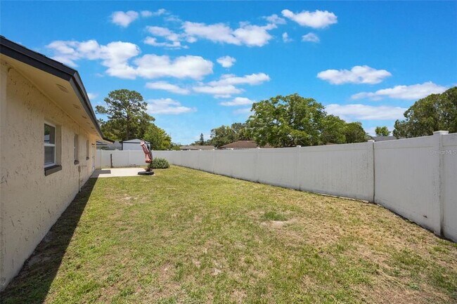 Building Photo - 725 Laurel Way