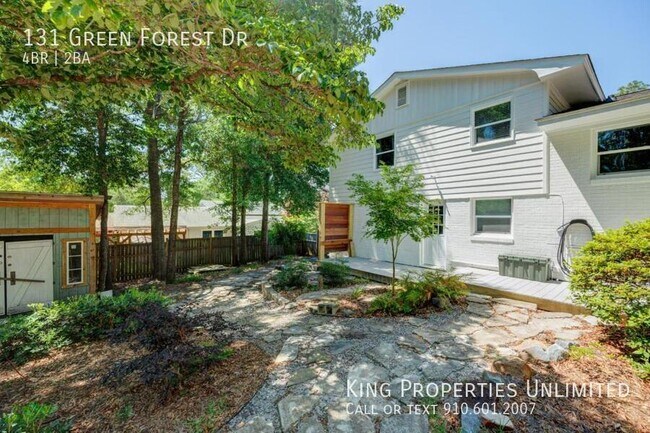 Building Photo - 131 Green Forest Dr