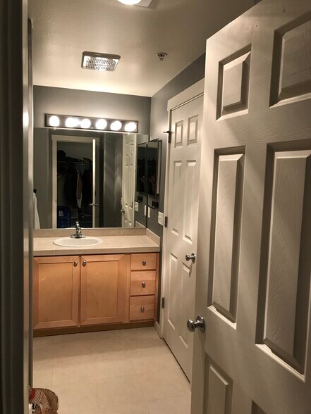 Entry to bathroom - 730 NW 185th Ave