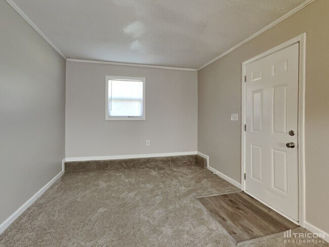 Building Photo - 2632 John Petree Rd