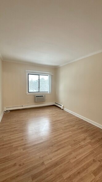 Building Photo - 1453 N Winslowe Dr