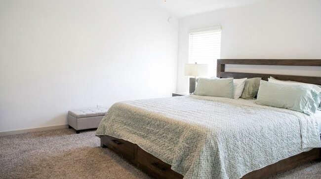 Building Photo - 12918 Wempe Wy