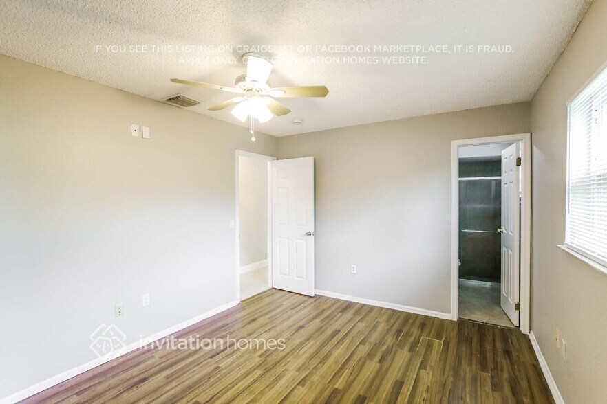 Building Photo - 4580 NW 113th Terrace