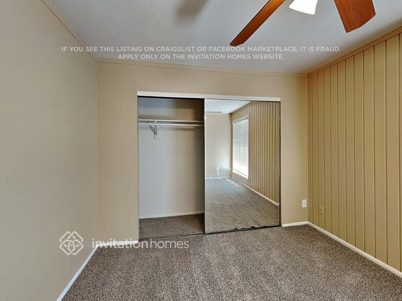 Building Photo - 4612 W Saguaro Dr