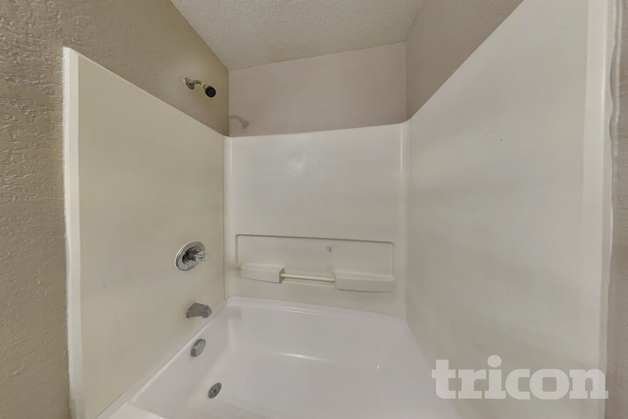 Building Photo - 13127 Southton Run