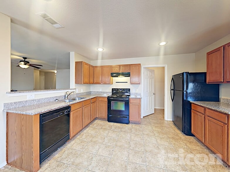 Building Photo - 7028 Derbyshire Dr