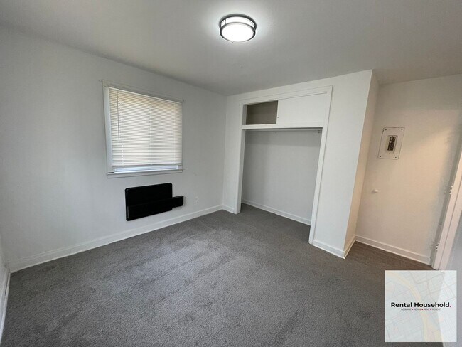Building Photo - "15141 Sussex"