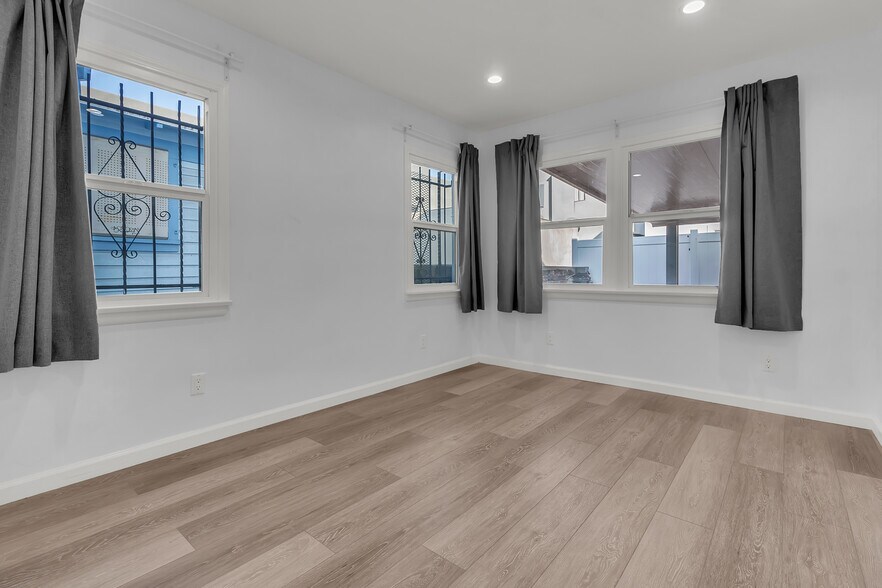 Building Photo - 1155 Exposition Blvd