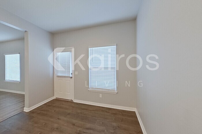 Building Photo - 825 NW 4th St