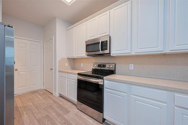 Building Photo - 119 Gallery Cove Ct