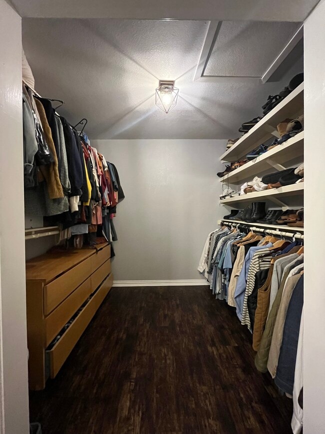 Building Photo - 2706 Hopewell Ct