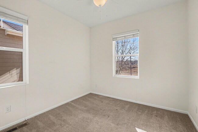 Building Photo - 12900 Grant Cir W