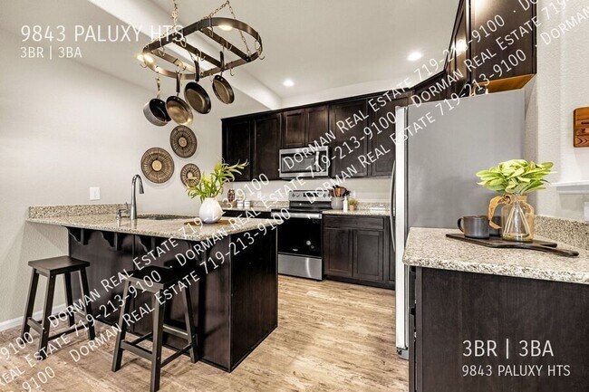 Building Photo - 9843 Paluxy Hts