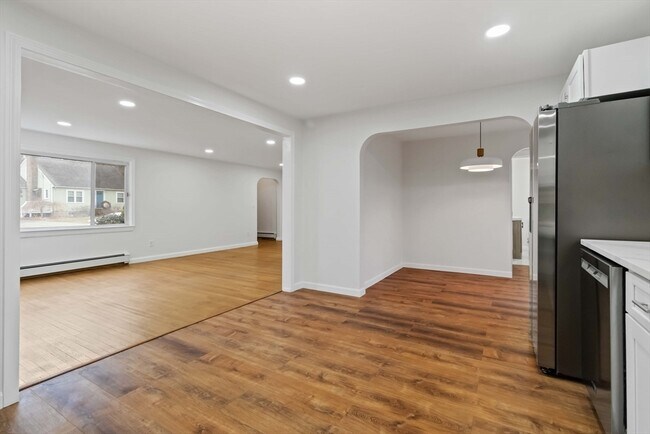 Building Photo - 58 Cutler Dr