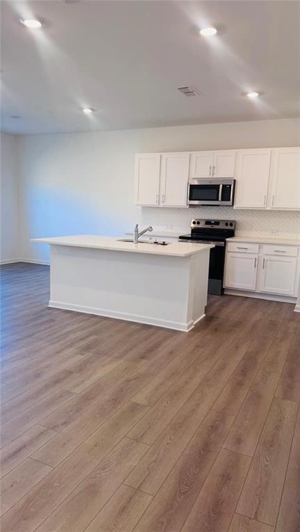 Building Photo - 210 Kinship Dr