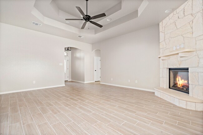 Building Photo - 602 Dred Roger Circle