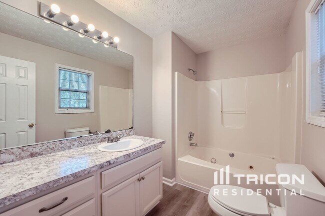 Building Photo - 2918 Lighthouse Ln