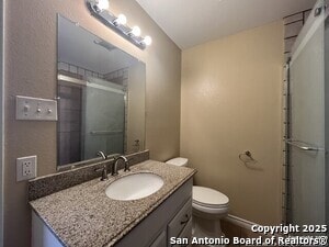 Building Photo - 14409 Edgemont St