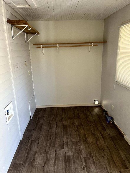 Building Photo - 708 S Santa Fe Ave