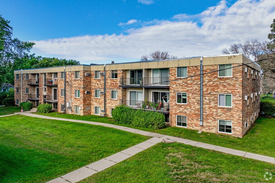 Building Photo - Winchester Apartments & Townhomes