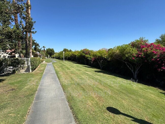 Building Photo - 2010 Lawrence Crossley Rd