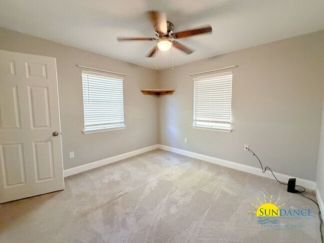 Building Photo - Upgraded 4BR Home with In-Ground Pool in Fort Walton Beach!