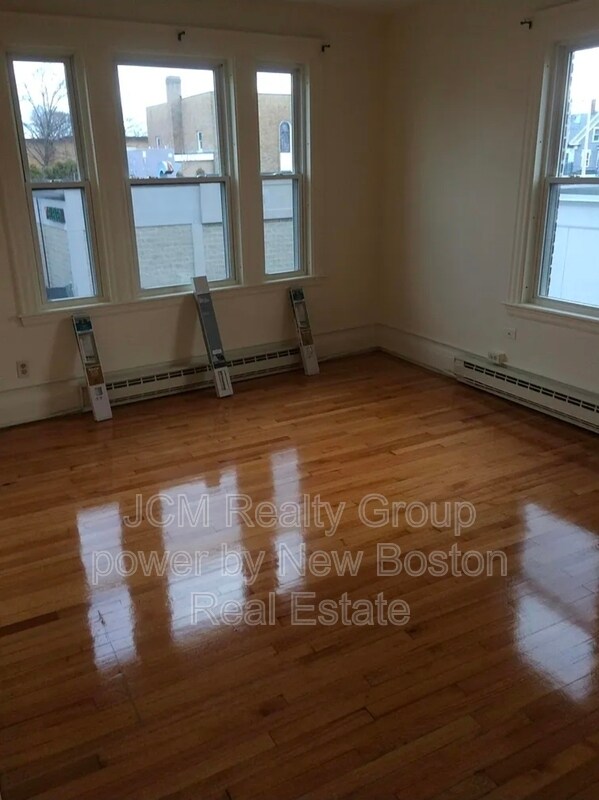 Building Photo - 203 Lewis St