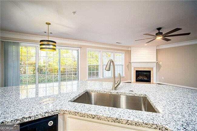 Building Photo - 265 Balaban Cir